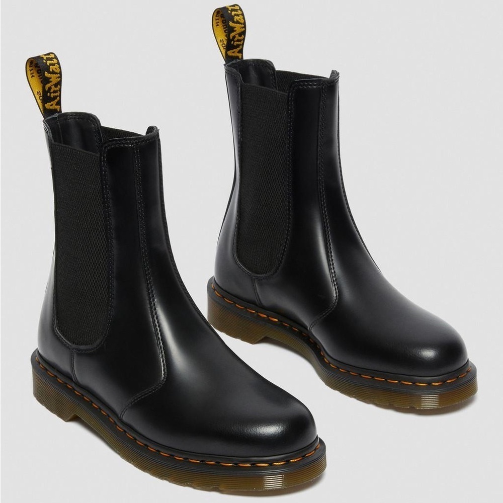 NEW DR MARTENS 2976 HI Black Smooth Leather Chelsea Boots EU36 L5 - Picture 2 of 10